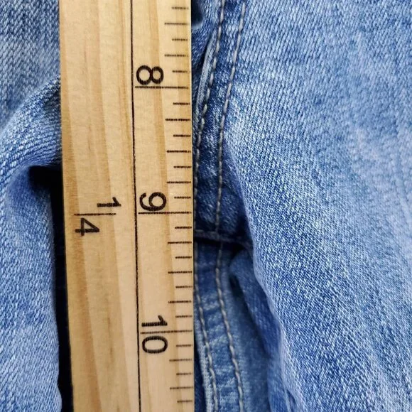 Torrid Shorts Womens Size 12 Light Blue Distressed Raw Hem Stretch Denim Jorts - Picture 5 of 11